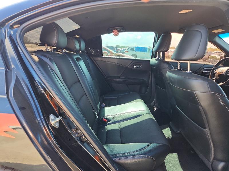 Auction sale of the 2017 Honda Accord, vin: 1HGCR2F5XHA051255, lot number: 51257206