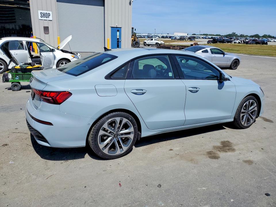 Продажа на аукционе авто 2025 Audi A3, vin: WAUHUDGY4SA055572, номер лота: 48702006