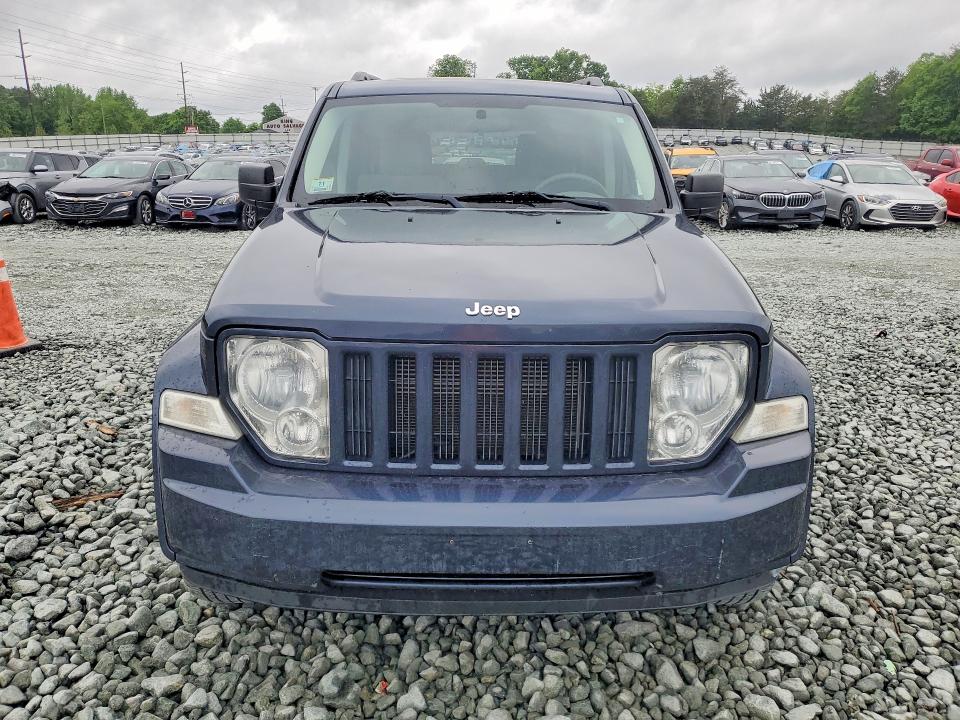 2008 Jeep Liberty მანქანა იყიდება აუქციონზე, vin: 1J8GN28K08W244525, აუქციონის ნომერი: 50906886