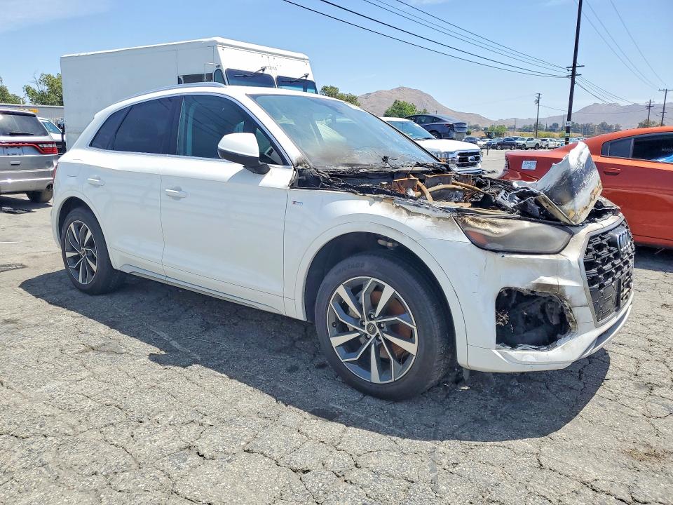 Продажа на аукционе авто 2023 Audi Q5, vin: WA1EAAFYXP2055473, номер лота: 51020466