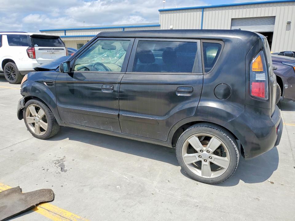2010 Kia Soul მანქანა იყიდება აუქციონზე, vin: KNDJT2A27A7136349, აუქციონის ნომერი: 49442826