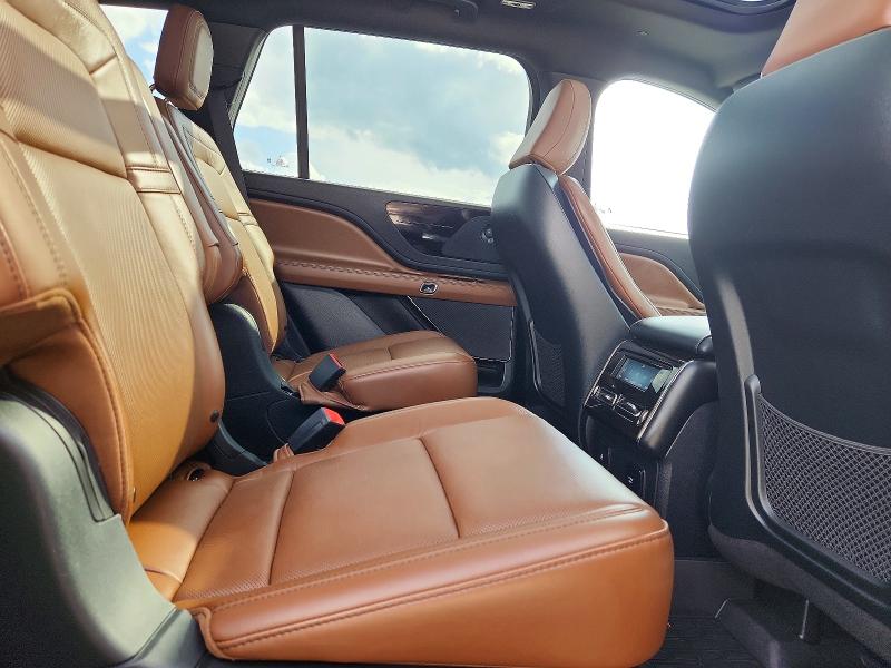 48323066 :رقم المزاد ، 5LMYJ8XY8NNL01418 vin ، 2022 Lincoln Aviator مزاد بيع