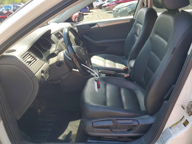 50563576 :رقم المزاد ، 3VWDB7AJXHM326132 vin ، 2017 Volkswagen Jetta مزاد بيع