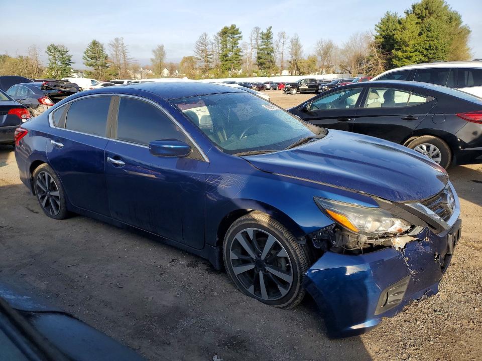 Auction sale of the 2018 Nissan Altima, vin: 1N4AL3AP5JC138695, lot number: 49125306