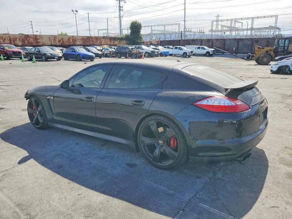 49817326 :رقم المزاد ، WP0AF2A73DL075824 vin ، 2013 Porsche Panamera مزاد بيع