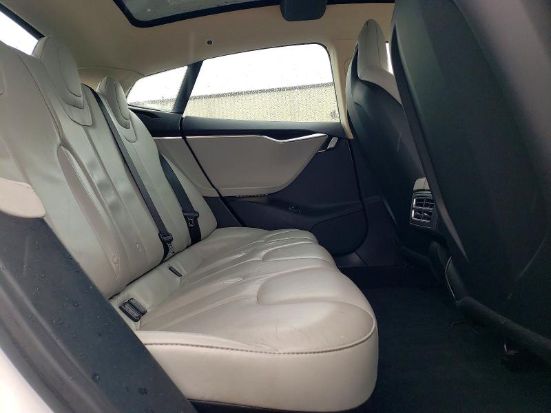 50457696 :رقم المزاد ، 5YJSA1DN7DFP12983 vin ، 2013 Tesla Model S مزاد بيع