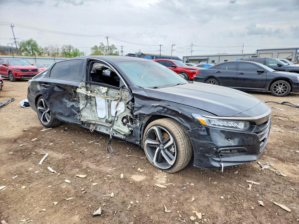 51324926 :رقم المزاد ، 1HGCV2F30LA020163 vin ، 2020 Honda Accord مزاد بيع