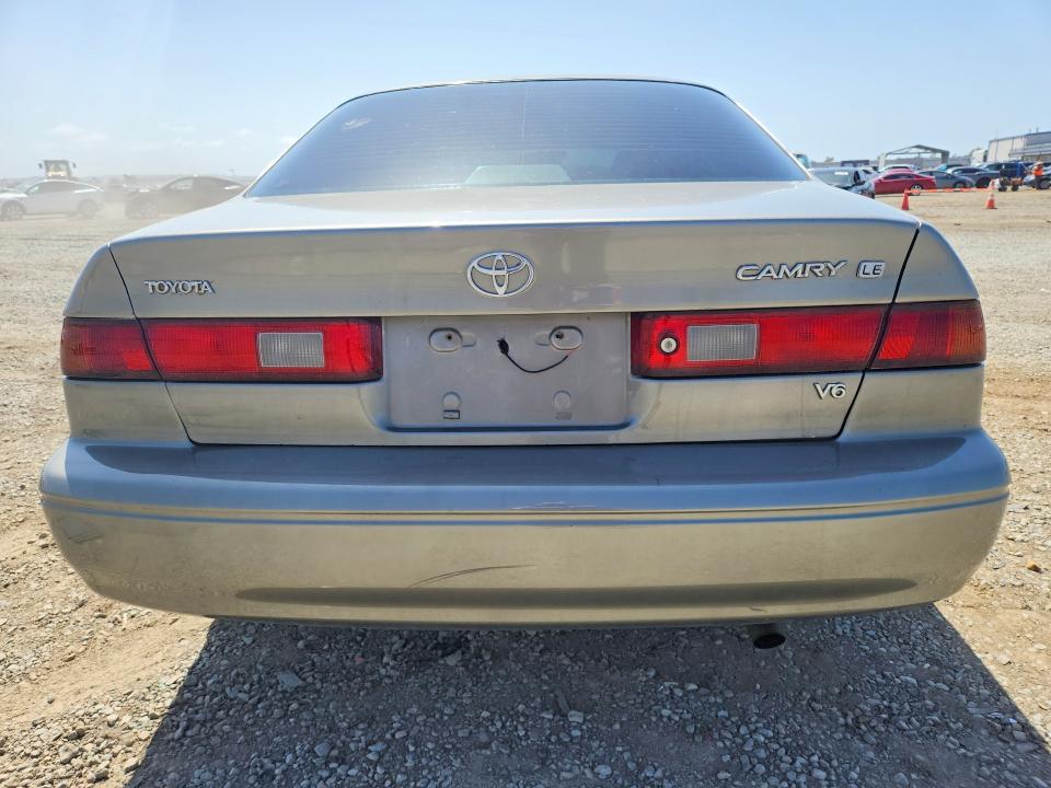 1999 Toyota Camry მანქანა იყიდება აუქციონზე, vin: JT2BF22K9X0178686, აუქციონის ნომერი: 50418346