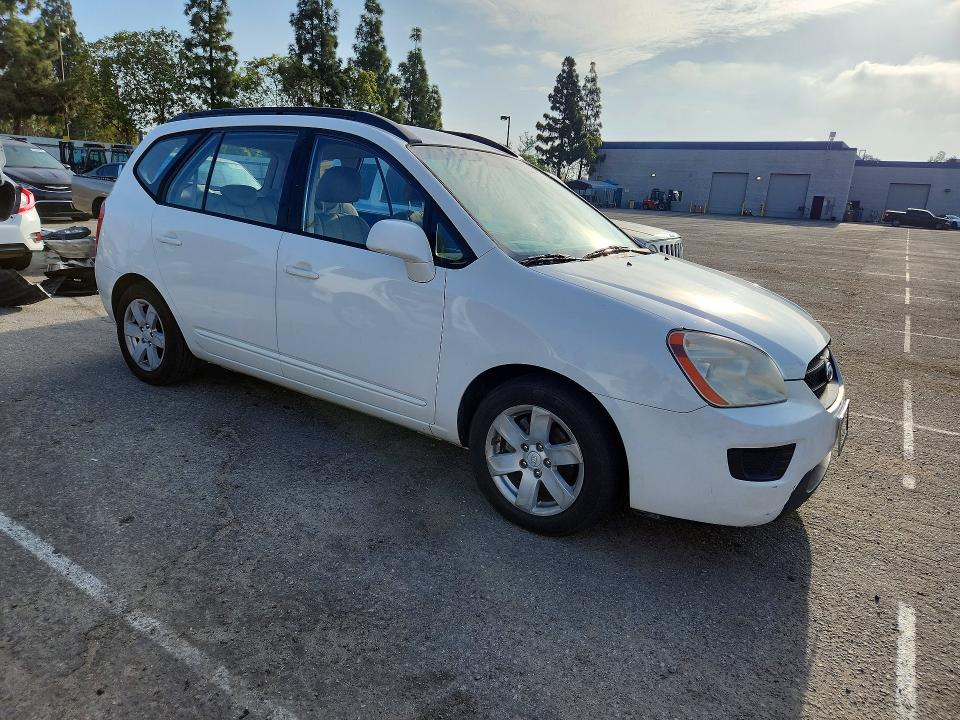 49340046 :رقم المزاد ، KNAFG525087198087 vin ، 2008 Kia Rondo مزاد بيع