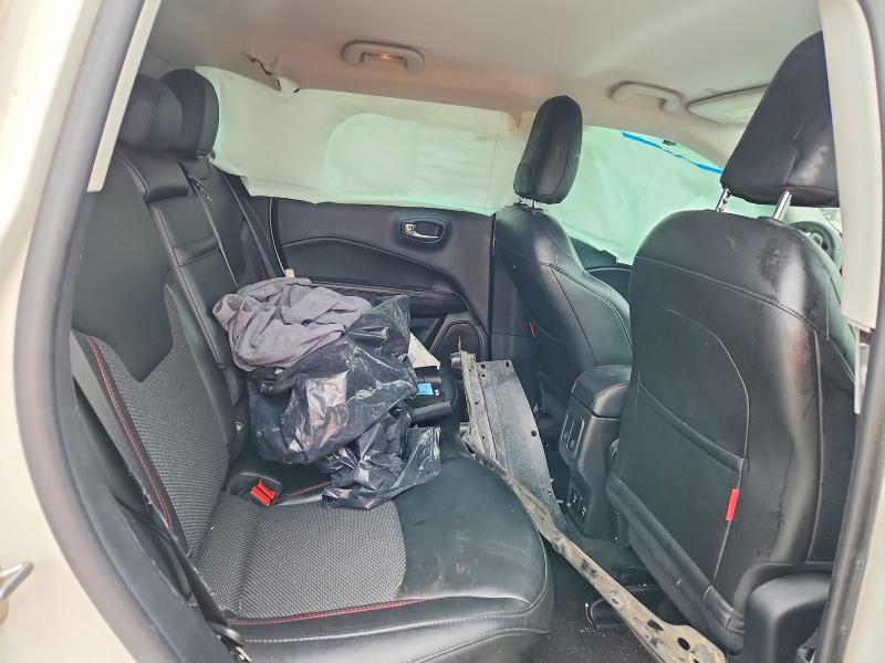 2019 Jeep Compass მანქანა იყიდება აუქციონზე, vin: 3C4NJDDB9KT597774, აუქციონის ნომერი: 50750696