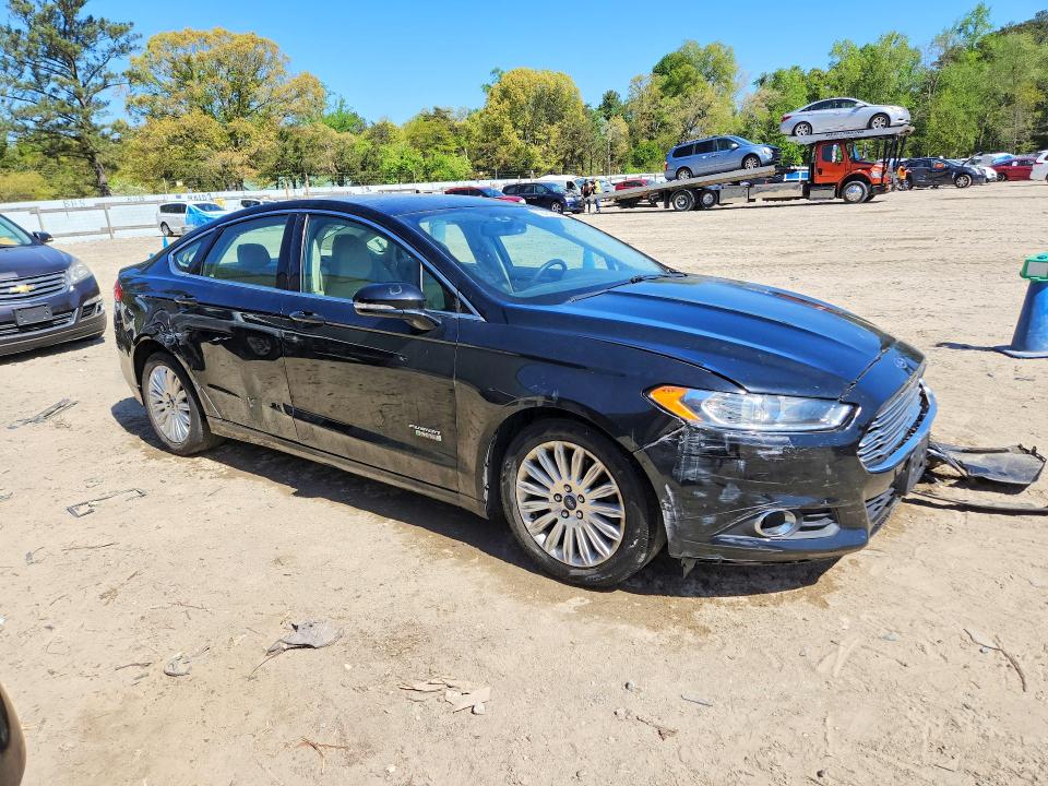50479856 :رقم المزاد ، 3FA6P0PU0GR110951 vin ، 2016 Ford Fusion مزاد بيع