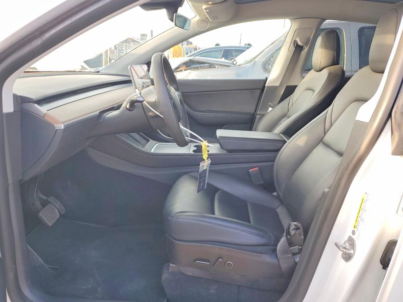 48715246 :رقم المزاد ، 7SAYGDEE8NF435497 vin ، 2022 Tesla Model Y مزاد بيع