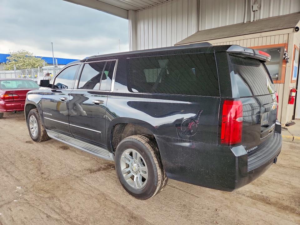 51470956 :رقم المزاد ، 1GNSKJKC6FR168415 vin ، 2015 Chevrolet Suburban مزاد بيع