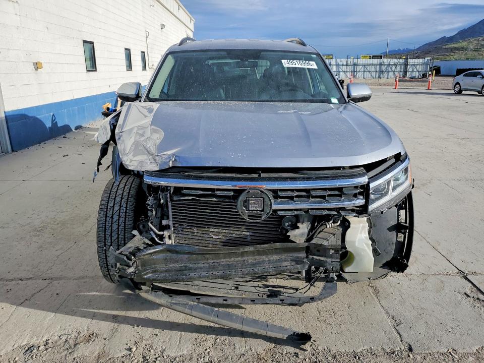 49516996 :رقم المزاد ، 1V2HR2CA2MC557018 vin ، 2021 Volkswagen Atlas مزاد بيع