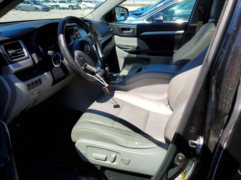 78454745 :رقم المزاد ، 5TDKKRFH2FS059853 vin ، 2015 Toyota Highlander مزاد بيع