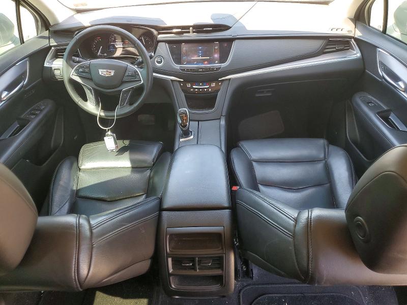 49414356 :رقم المزاد ، 1GYKNBRS1HZ106422 vin ، 2017 Cadillac Xt5 مزاد بيع