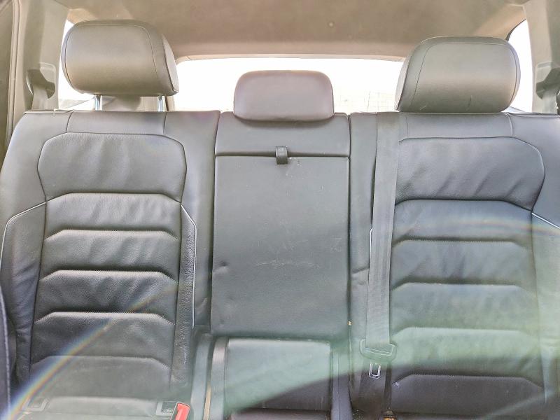 50074556 :رقم المزاد ، 3VV4B7AX5JM211856 vin ، 2018 Volkswagen Tiguan مزاد بيع