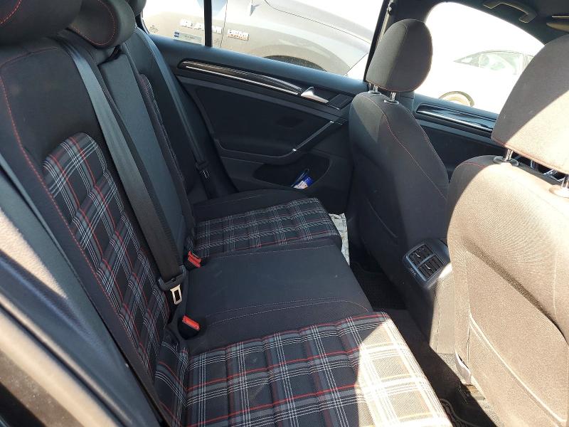 50931056 :رقم المزاد ، 3VW447AU9HM068951 vin ، 2017 Volkswagen Gti مزاد بيع