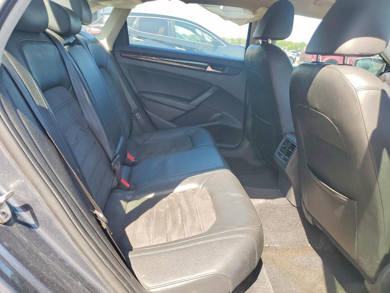 2015 Volkswagen Passat მანქანა იყიდება აუქციონზე, vin: 1VWCT7A35FC122539, აუქციონის ნომერი: 50161196