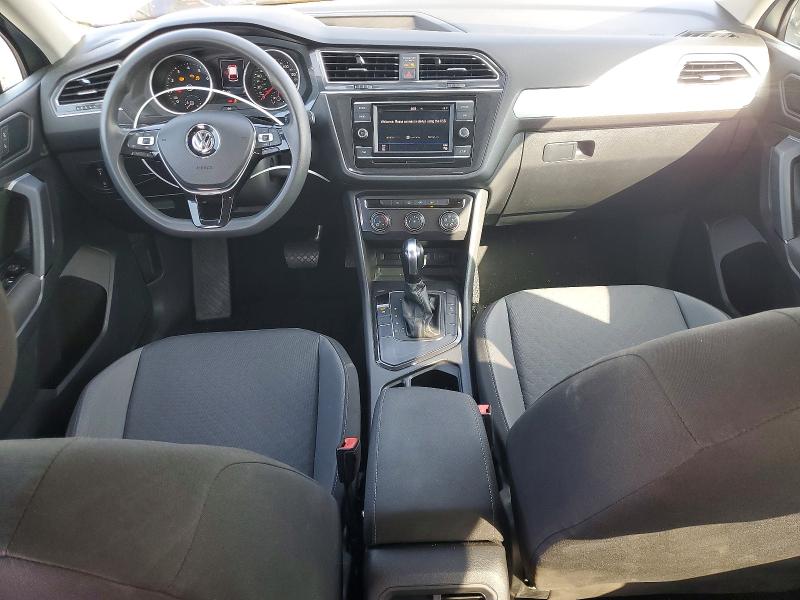 52065736 :رقم المزاد ، 3VV1B7AX0KM125911 vin ، 2019 Volkswagen Tiguan مزاد بيع
