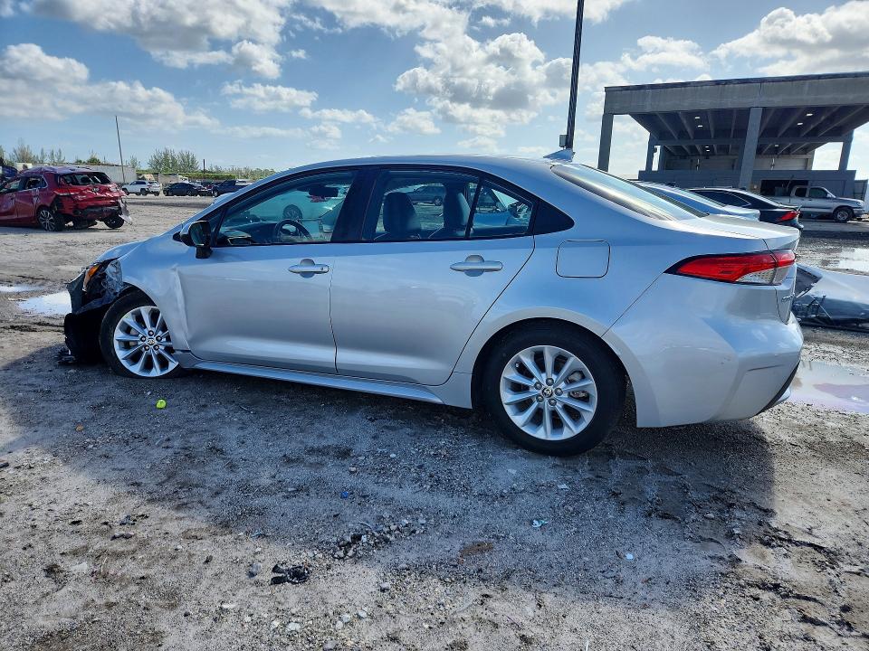 50630696 :رقم المزاد ، 5YFHPRAE4LP045062 vin ، 2020 Toyota Corolla مزاد بيع