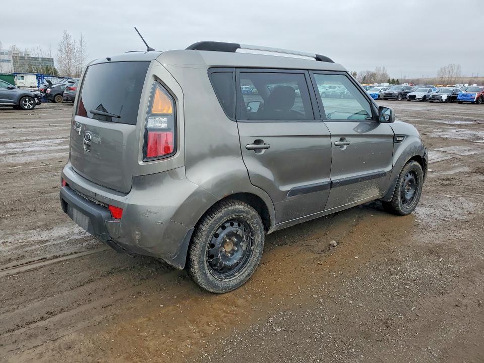 Продаж на аукціоні авто 2011 Kia Soul, vin: KNDJT2A20B7305371, номер лоту: 49900056