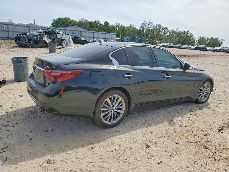 50615646 :رقم المزاد ، JN1EV7AP2JM366356 vin ، 2018 Infiniti Q50 مزاد بيع