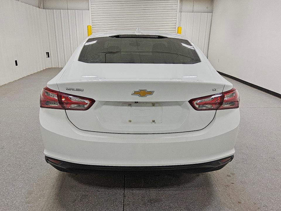 Продажа на аукционе авто 2021 Chevrolet Malibu, vin: 1G1ZD5ST7MF037963, номер лота: 49510896