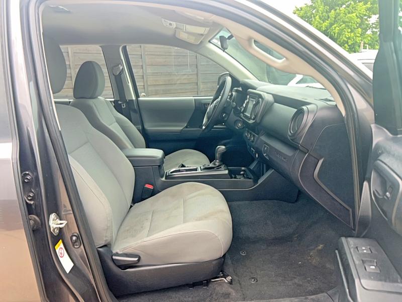 Продаж на аукціоні авто 2018 Toyota Tacoma, vin: 5TFAX5GN7JX104508, номер лоту: 50700266