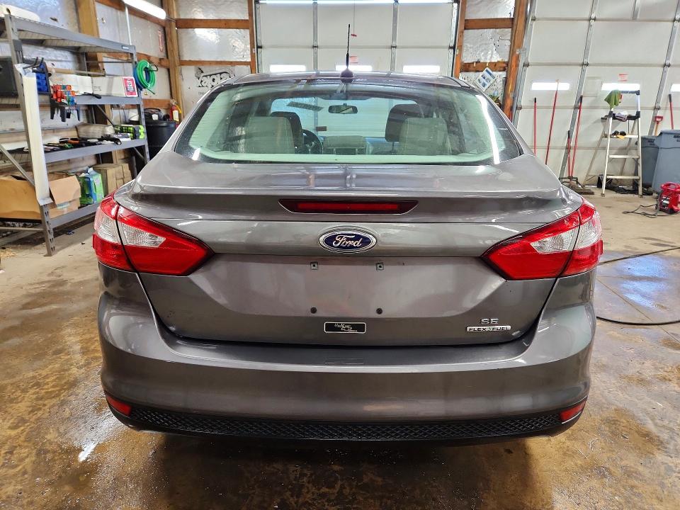 49999756 :رقم المزاد ، 1FADP3F26EL254377 vin ، 2014 Ford Focus مزاد بيع