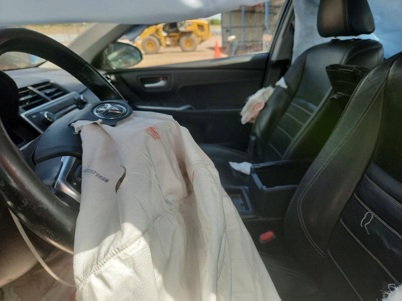 50522226 :رقم المزاد ، 4T1BD1FK7FU151443 vin ، 2015 Toyota Camry Hybrid مزاد بيع
