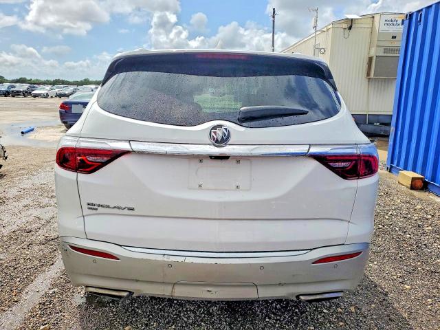 49151406 :رقم المزاد ، 5GAEVBKW2NJ155432 vin ، 2022 Buick Enclave مزاد بيع