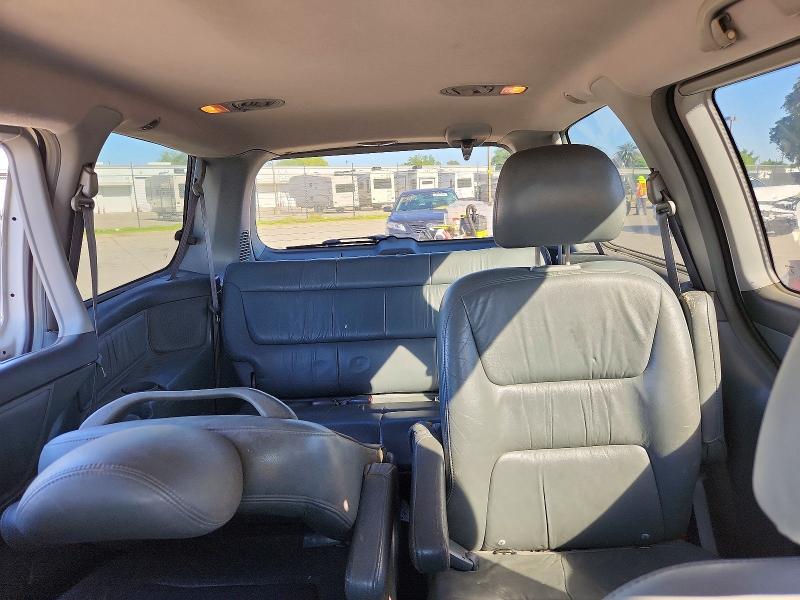 51808206 :رقم المزاد ، 5FNRL18043B094348 vin ، 2003 Honda Odyssey مزاد بيع