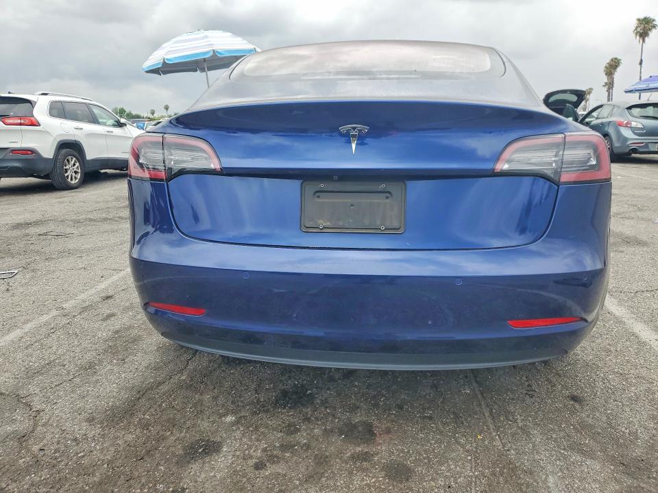 Продаж на аукціоні авто 2018 Tesla Model 3, vin: 5YJ3E1EA6JF012307, номер лоту: 50676696