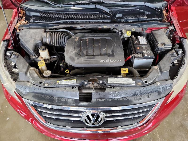 50974376 :رقم المزاد ، 2V4RW5DG4BR642990 vin ، 2011 Volkswagen Routan مزاد بيع