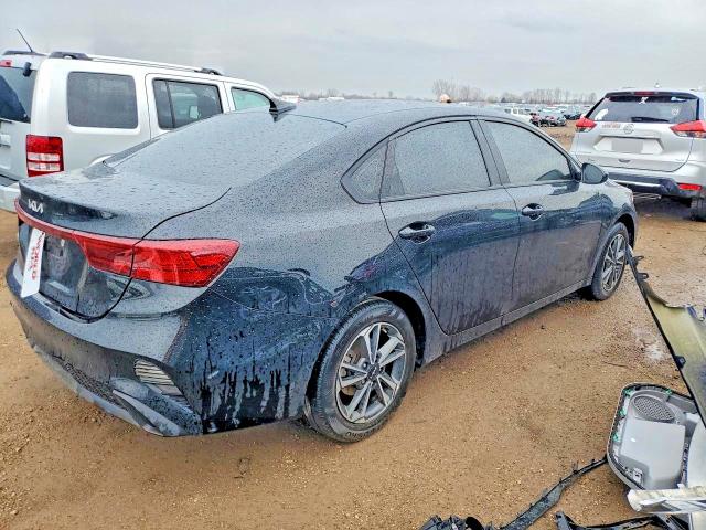 45886176 :رقم المزاد ، 3KPF24AD1PE511506 vin ، 2023 Kia Forte مزاد بيع