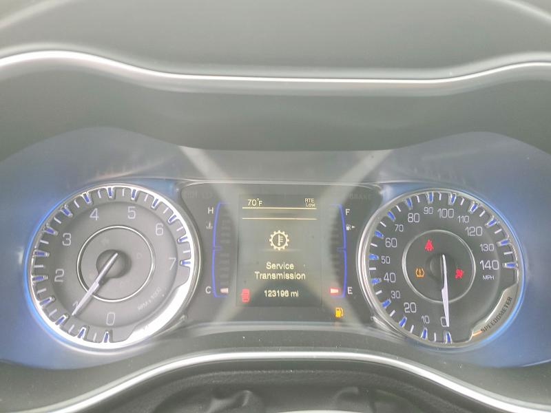 Продажа на аукционе авто 2016 Chrysler 200, vin: 1C3CCCAB6GN188952, номер лота: 49150706