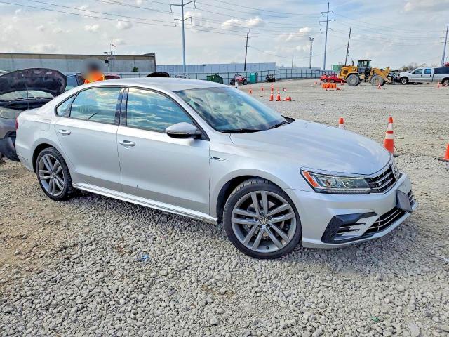 Продажа на аукционе авто 2018 Volkswagen Passat, vin: 1VWAA7A35JC049355, номер лота: 49914706