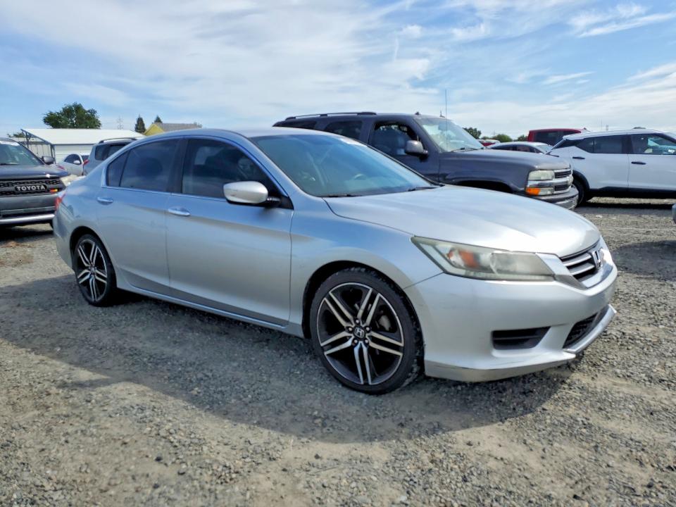 Продажа на аукционе авто 2013 Honda Accord, vin: 1HGCR2F32DA121033, номер лота: 49865376
