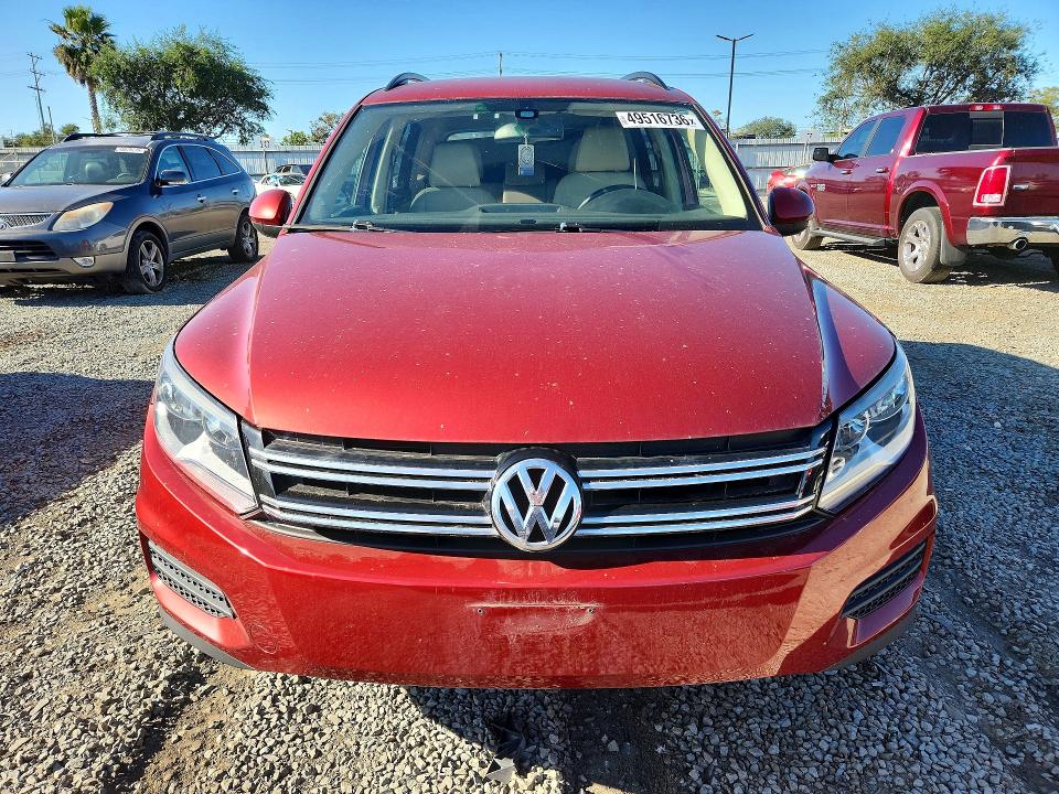 49516736 :رقم المزاد ، WVGBV7AX0GW030830 vin ، 2016 Volkswagen Tiguan مزاد بيع