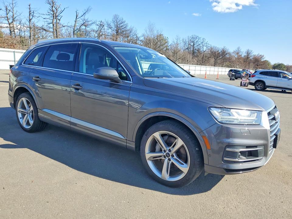 2019 Audi Q7 მანქანა იყიდება აუქციონზე, vin: WA1VAAF72KD020396, აუქციონის ნომერი: 47290396