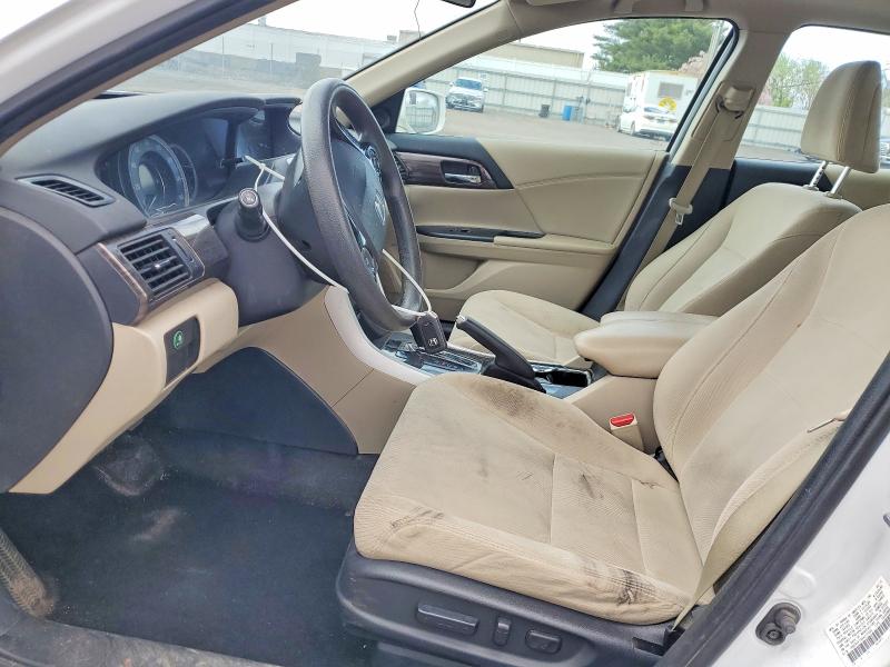 50712096 :رقم المزاد ، 1HGCR2F7XGA012889 vin ، 2016 Honda Accord مزاد بيع