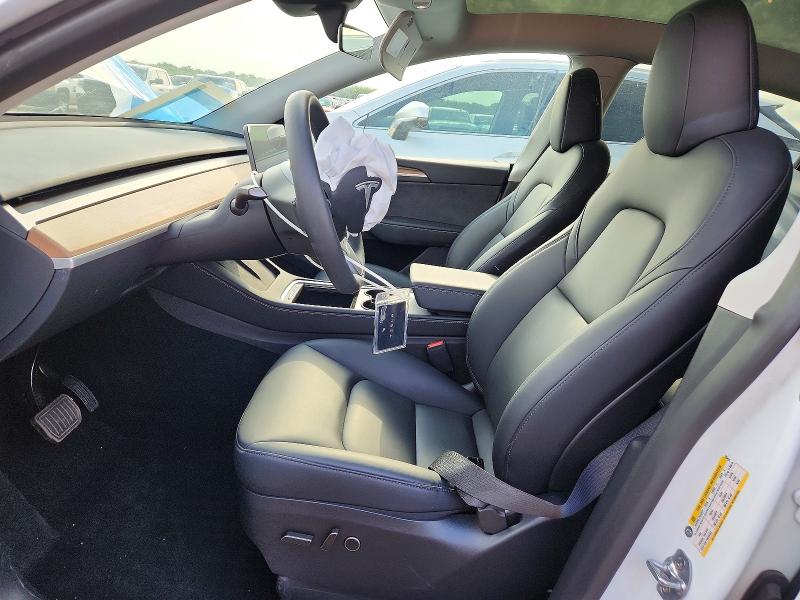 2024 Tesla Model Y მანქანა იყიდება აუქციონზე, vin: 7SAYGDEE3RA333415, აუქციონის ნომერი: 49808126