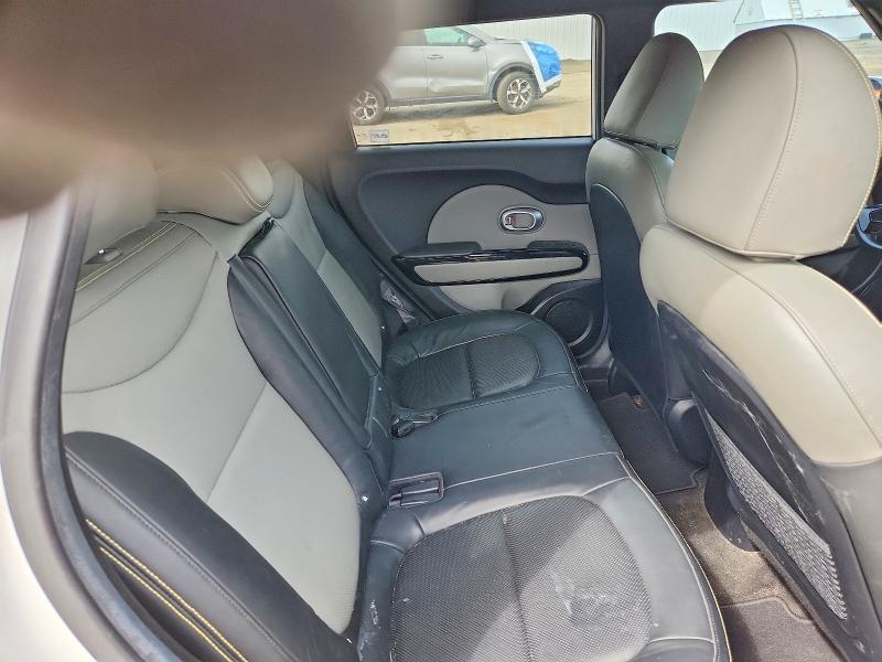 Продажа на аукционе авто 2015 Kia Soul, vin: KNDJP3A52F7160165, номер лота: 49612056