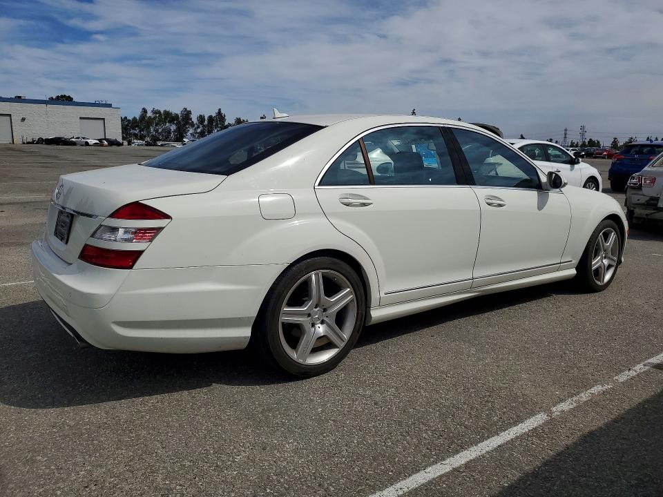 Продажа на аукционе авто 2008 Mercedes-benz 500, vin: WDDNG71X98A225793, номер лота: 47321836