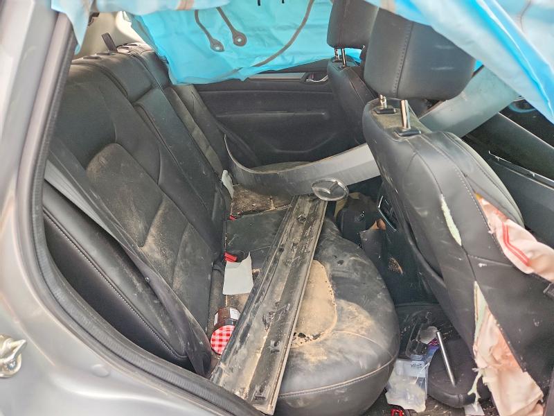Продаж на аукціоні авто 2018 Mazda Cx-5, vin: JM3KFBCM0J0412641, номер лоту: 49269836