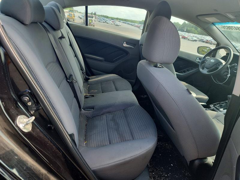48470626 :رقم المزاد ، 3KPFL4A79JE220136 vin ، 2018 Kia Forte مزاد بيع