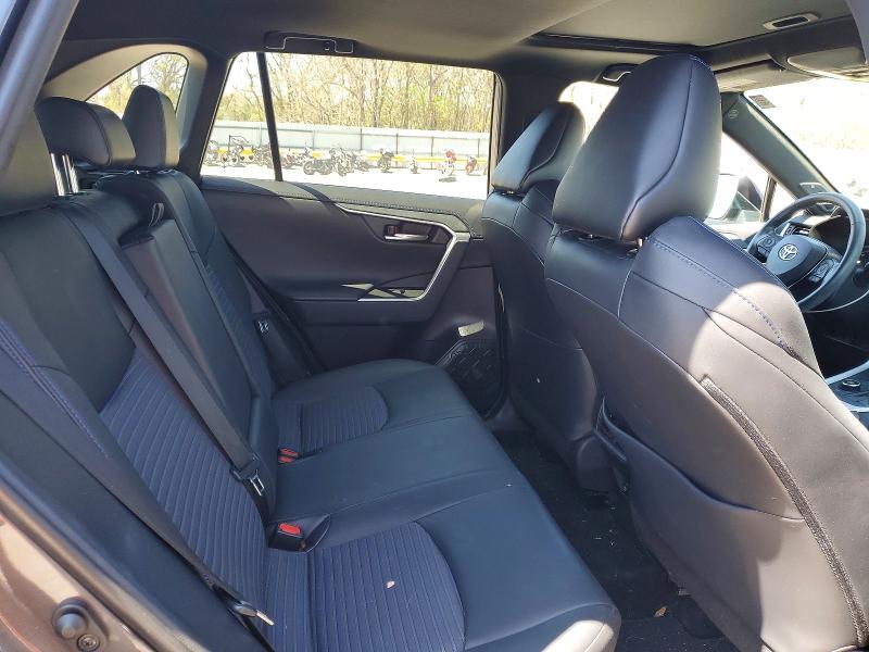 Продажа на аукционе авто 2019 Toyota Rav4 Hybrid, vin: 2T3EWRFVXKW015678, номер лота: 48332376