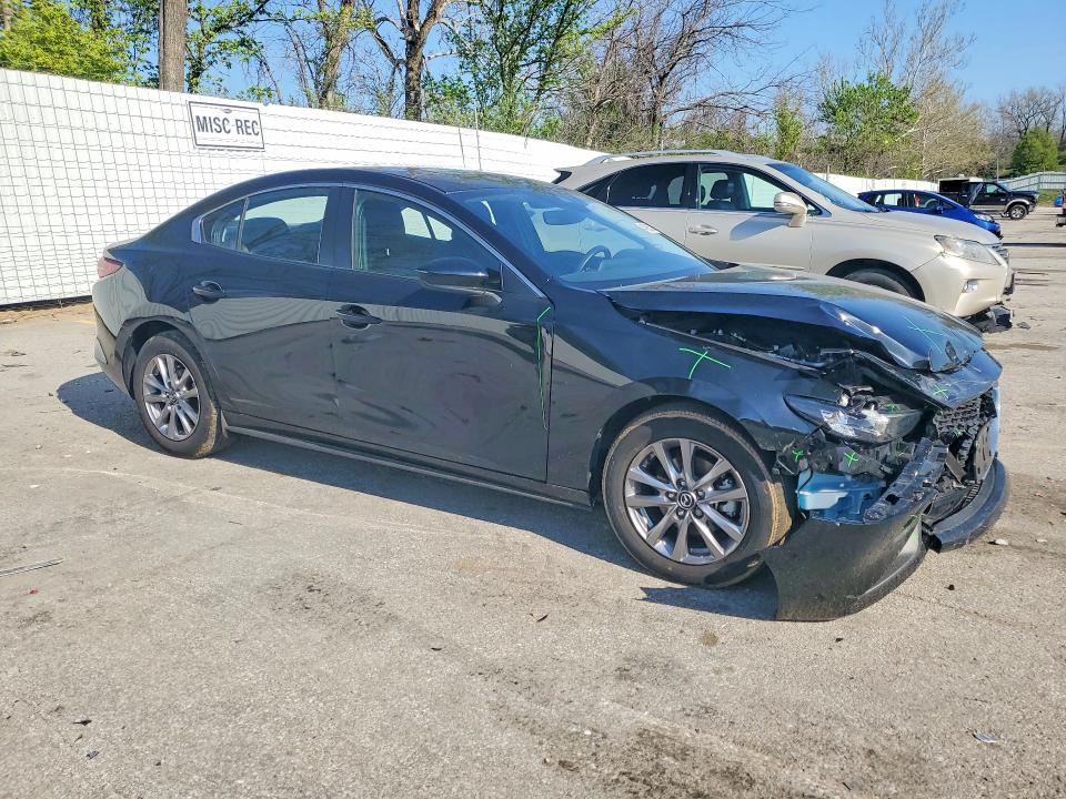 Продажа на аукционе авто 2021 Mazda 3, vin: JM1BPAAL9M1339701, номер лота: 48956076