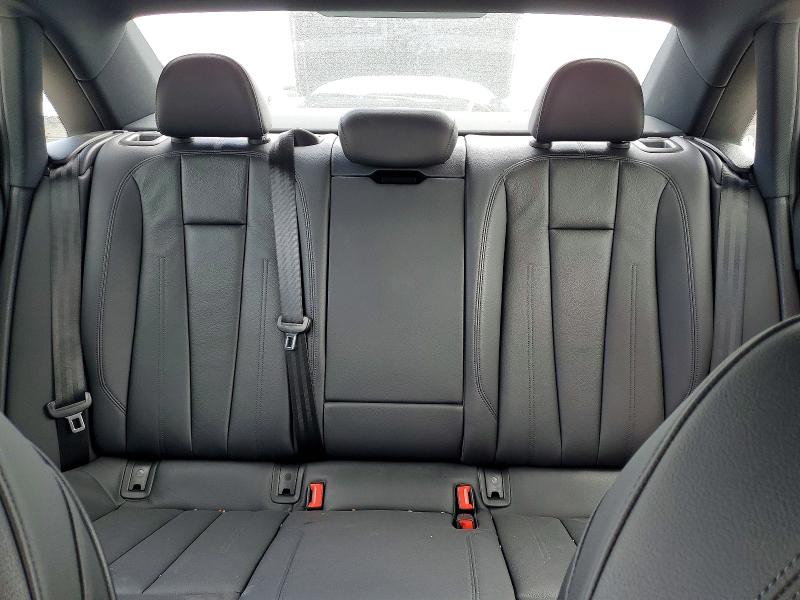 49441616 :رقم المزاد ، WAUENAF41JN016104 vin ، 2018 Audi A4 مزاد بيع